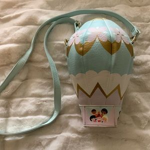 It’s a small world 🩵Purse